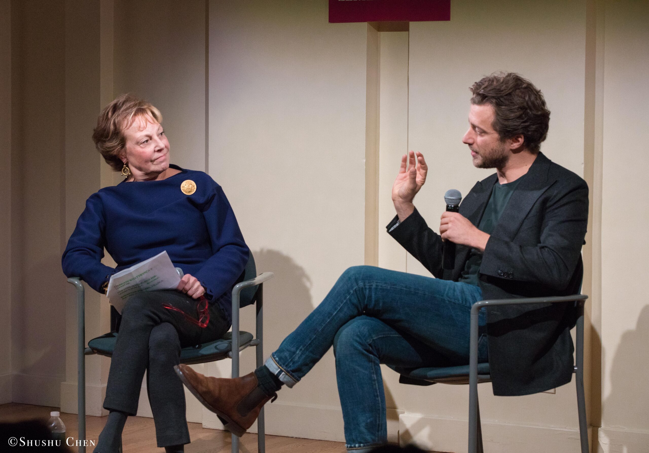 speaker-talking-from-nice-2017-screening-of-franca-at-casa-italiana