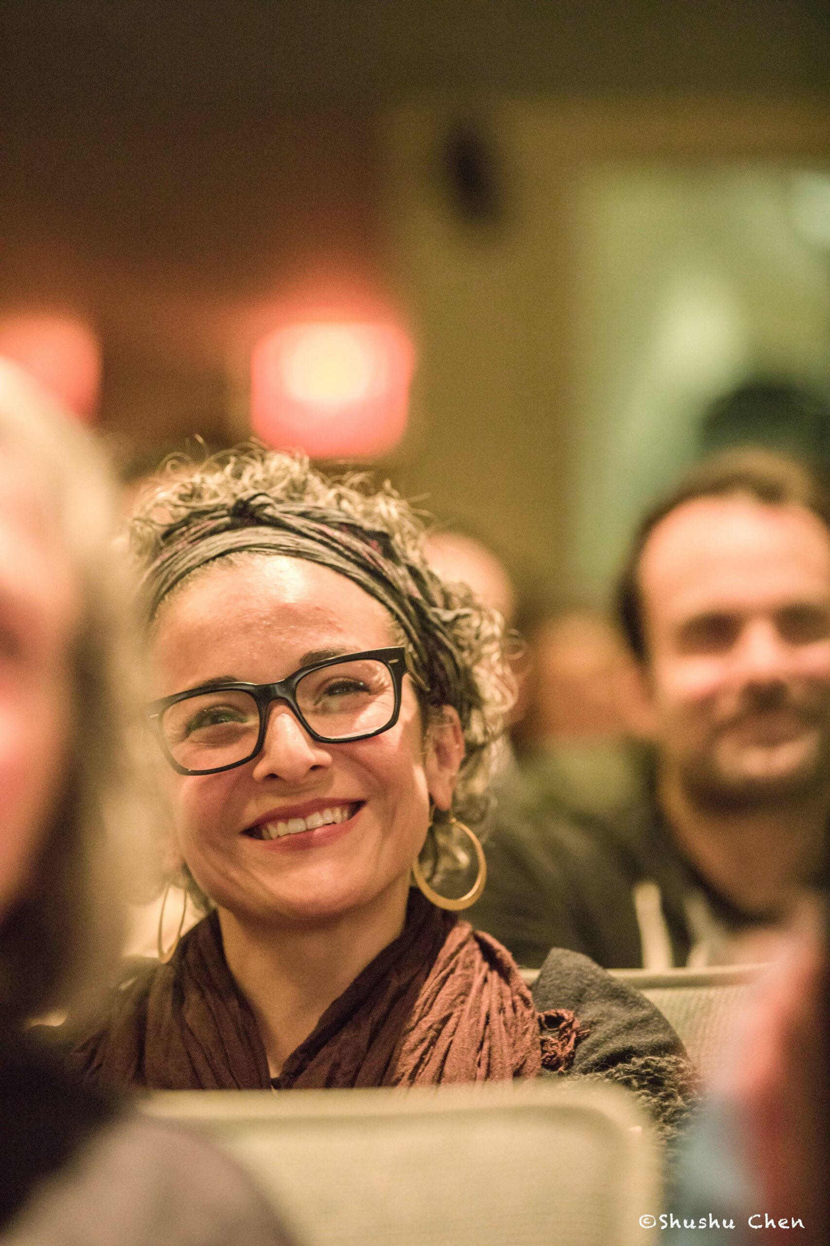 spectators-smiling-from-francesco-de-gregori-at-casa-italiana