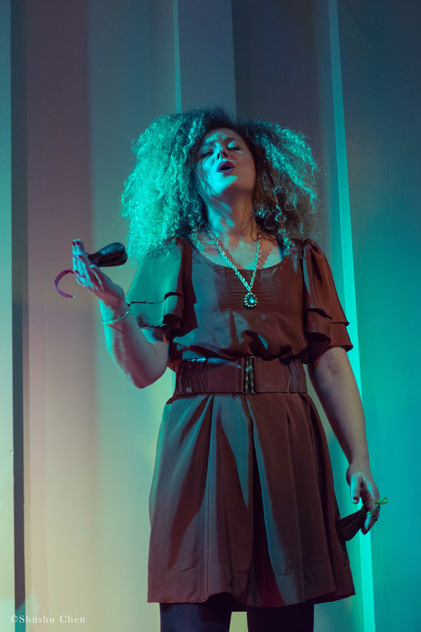 artist-performing-from-screening-pagani-and-dance-presentation-by-alessandra-belloni-and-i-giullari-di-piazza-at-casa-italiana
