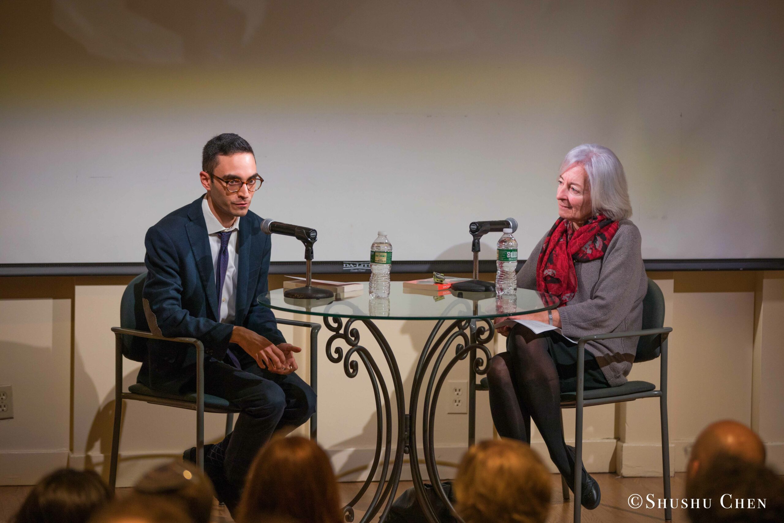author-talking-from-book-presentation-grandangolo-at-casa-italiana