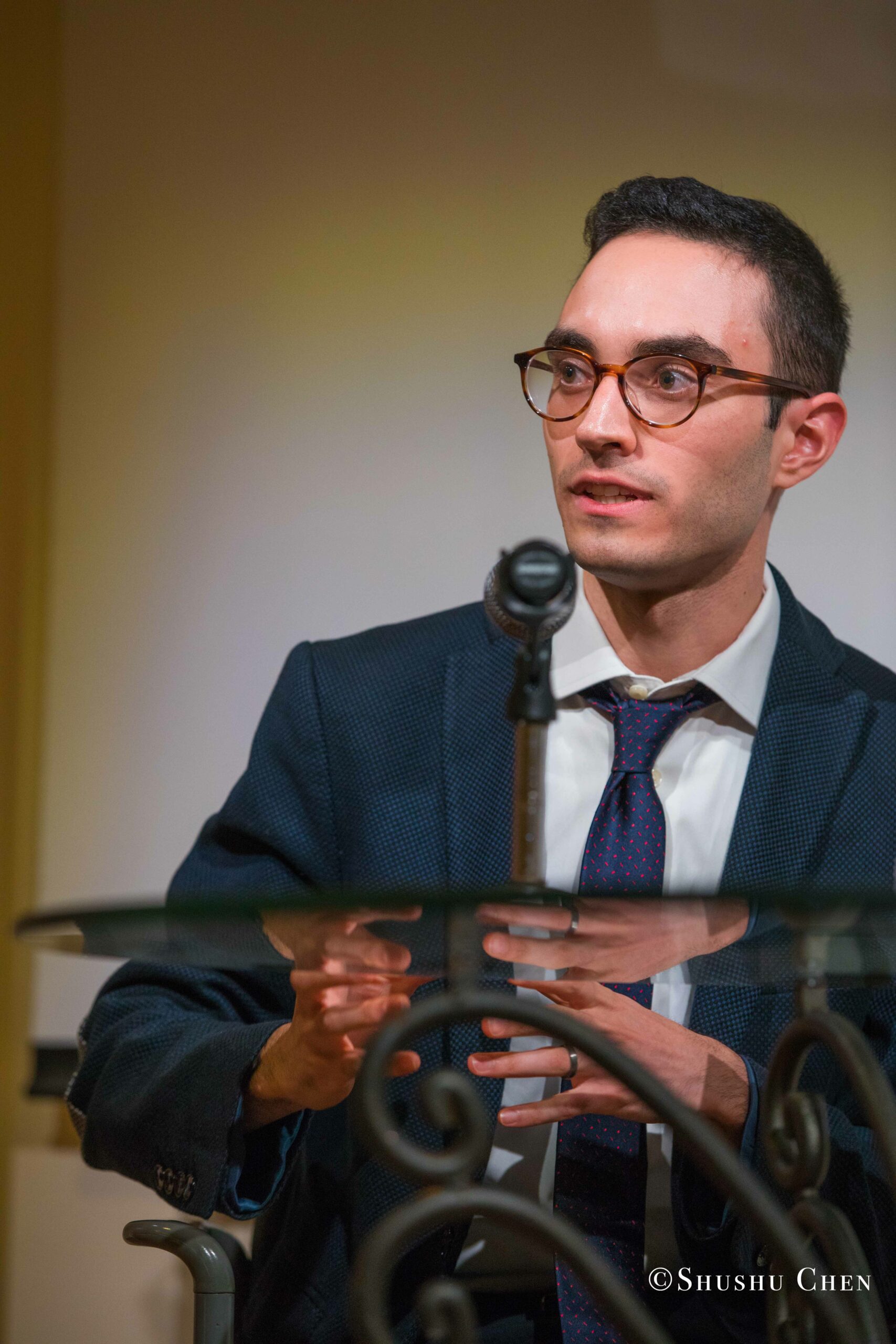 author-talking-from-book-presentation-grandangolo-at-casa-italiana