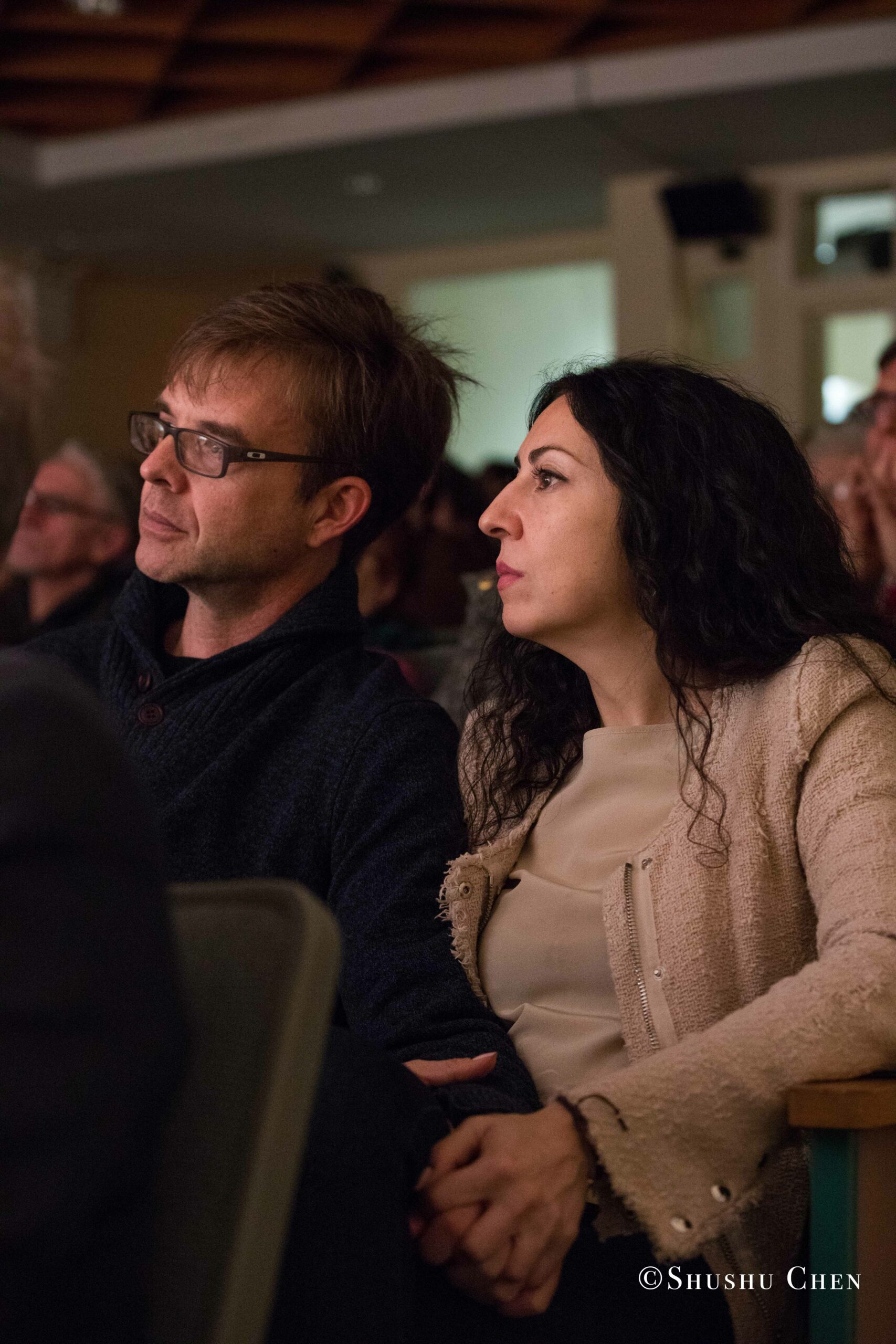 spectators-from-concert-an-evening-with-piano-music-of-roberto-scarcella-perino-at-casa-italiana