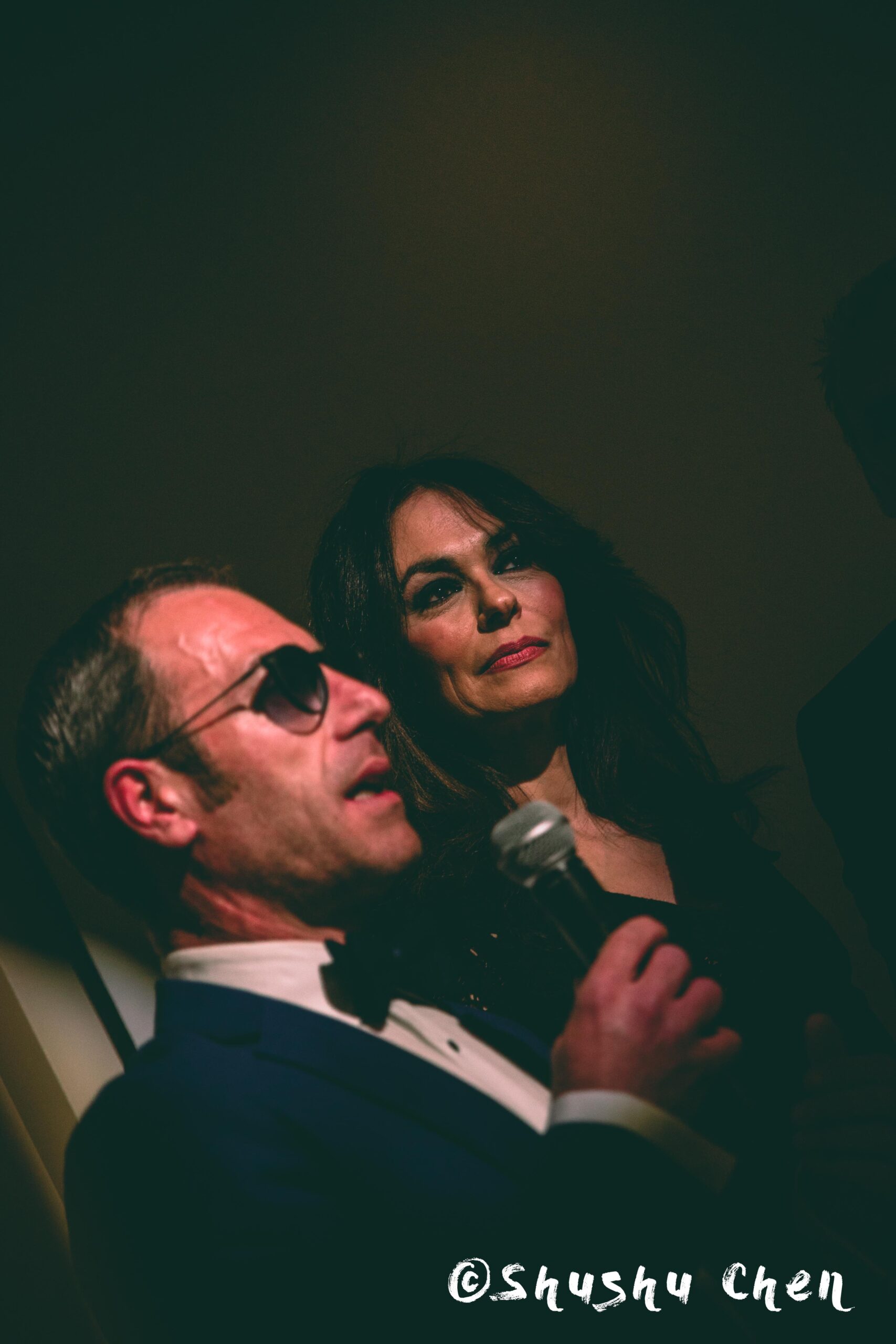 speaker-talking-from-us-premiere-screening-i-siciliani-at-casa-italiana
