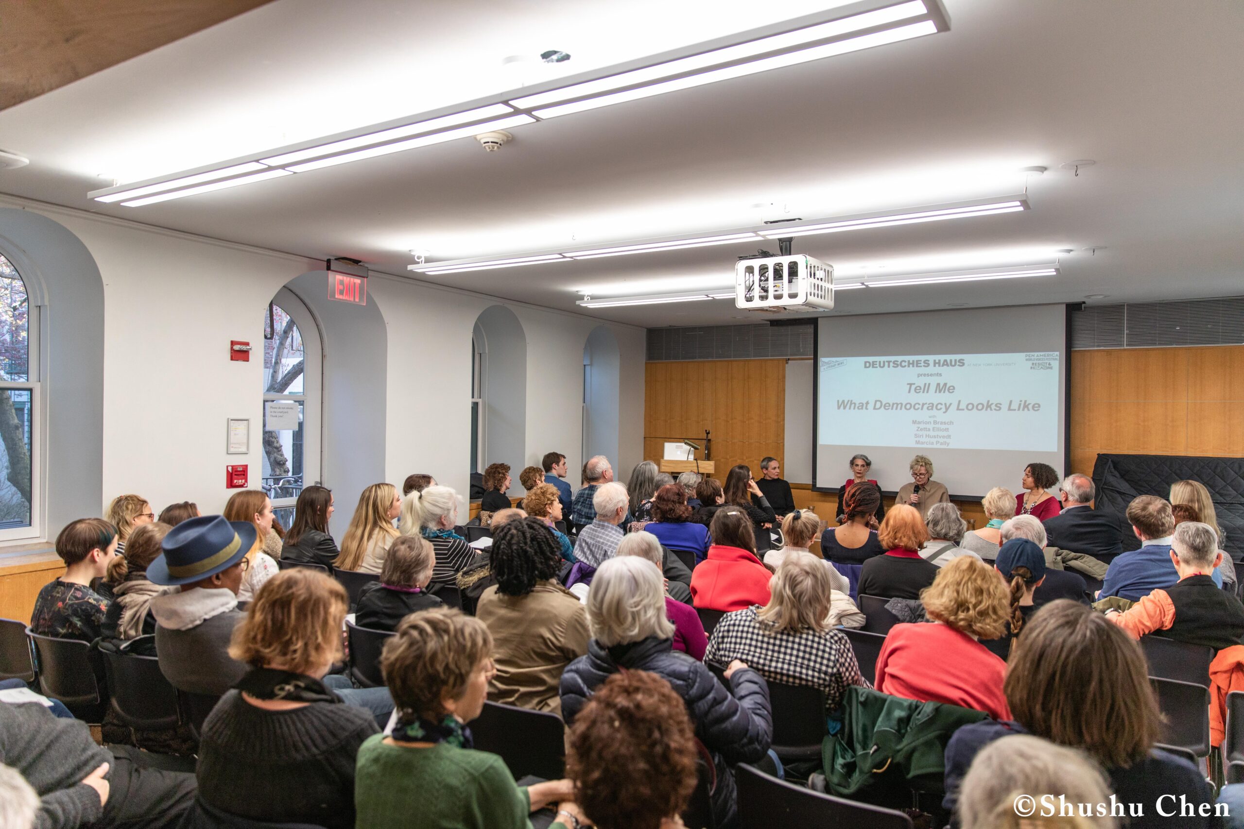 speaker-talking-and-spectators-from-pen-world-voices-literary-mews-at-nyu