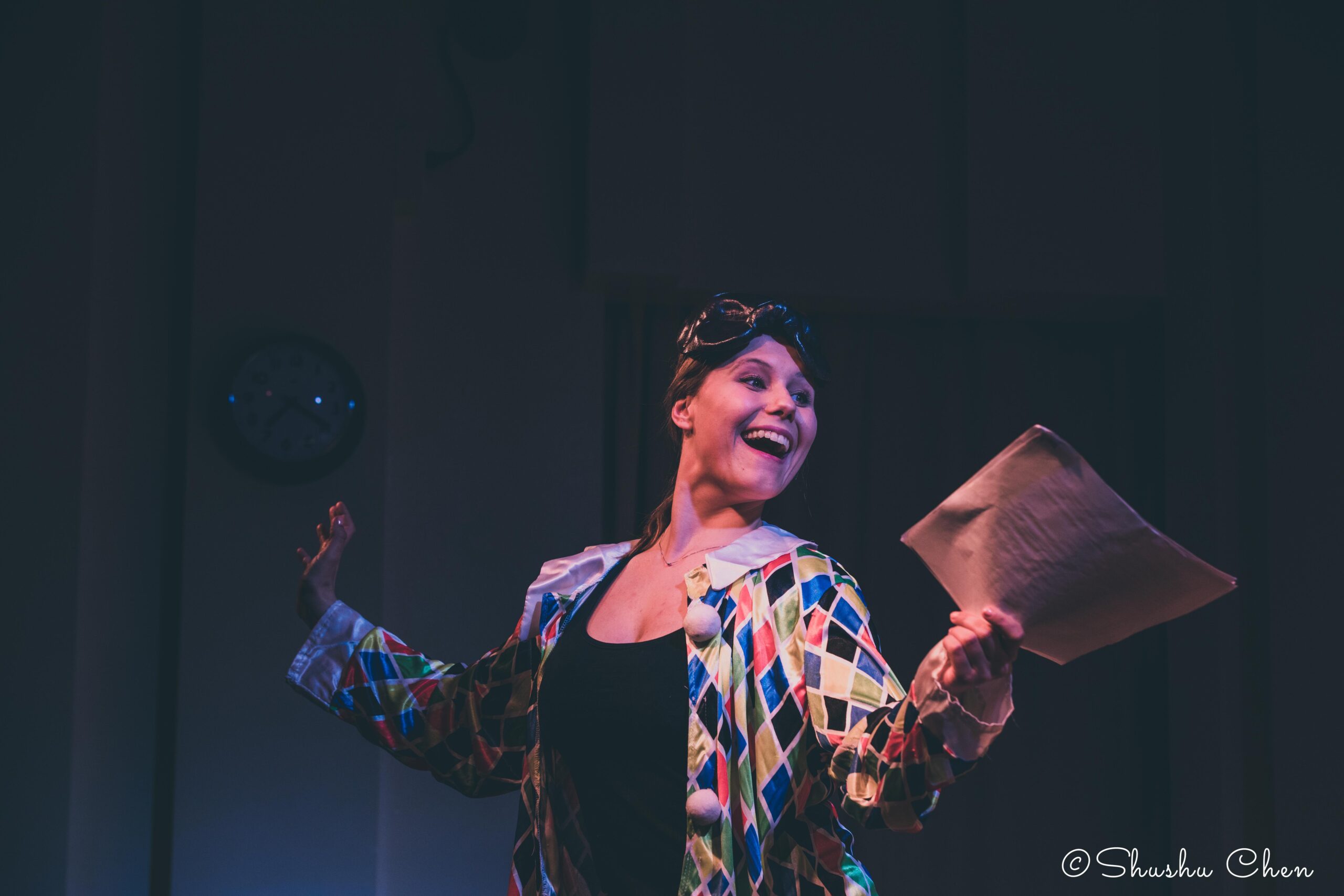 artist-performing-from-on-the-italian-stage-the-commedia-dellarte-and-goldoni-at-casa-italiana