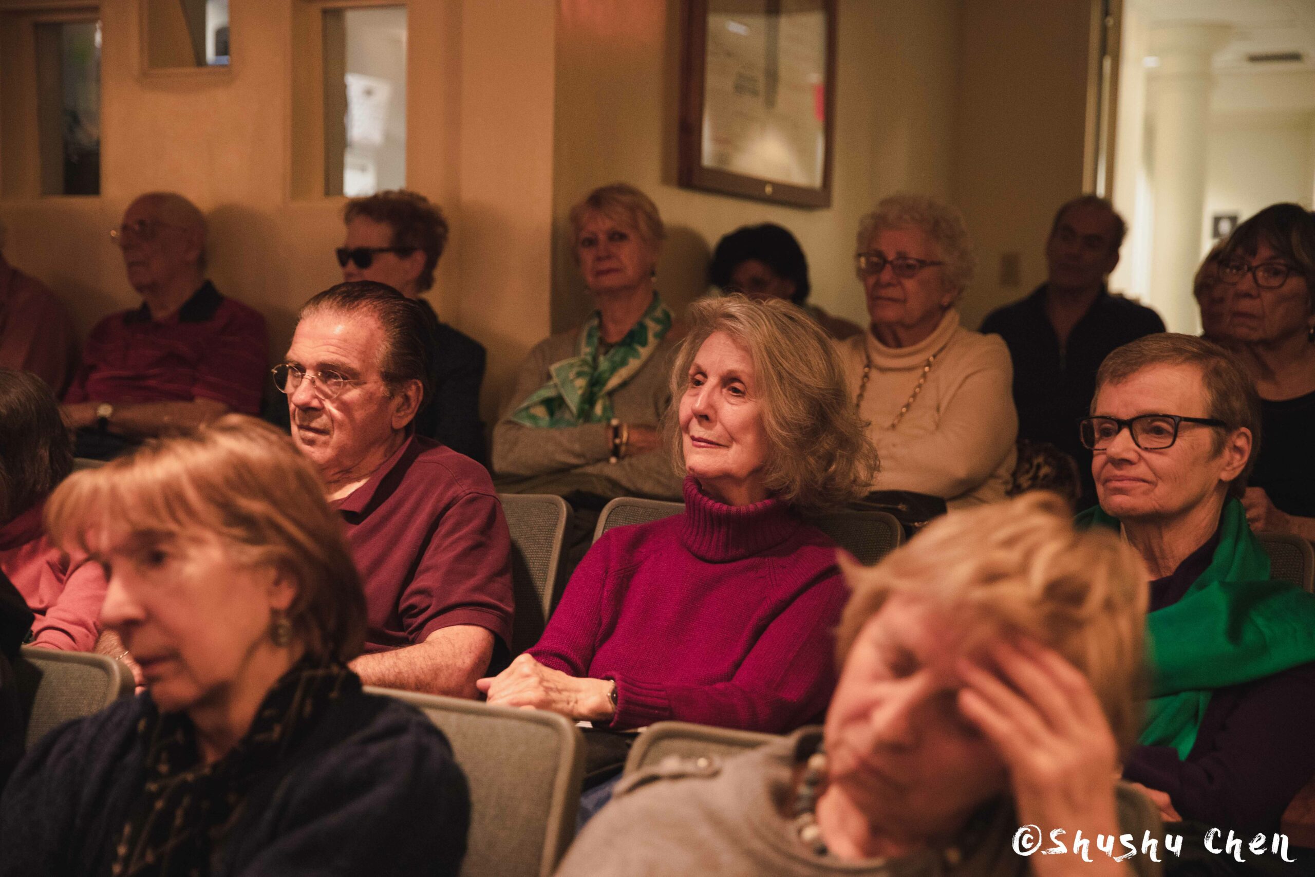 spectators-from-adventures-in-italian-opera-stephanie-blythe-at-casa-italiana