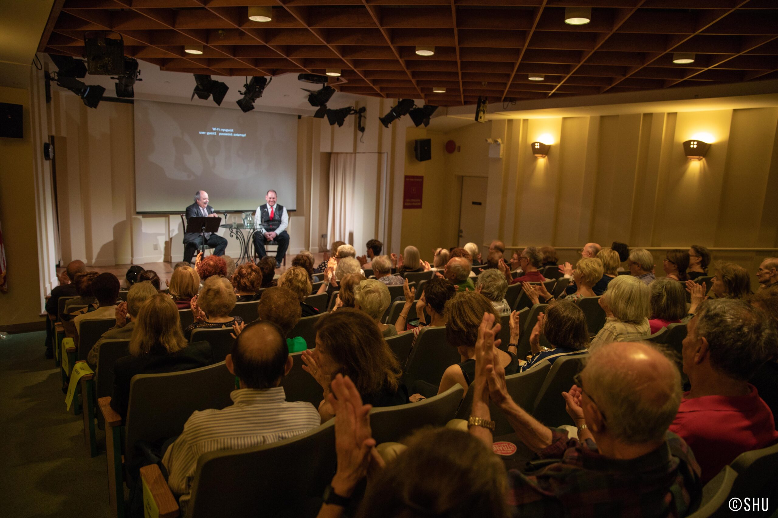 spectators-clapping-from-adventures-in-italian-opera-quinn-kelsey-at-casa-italiana