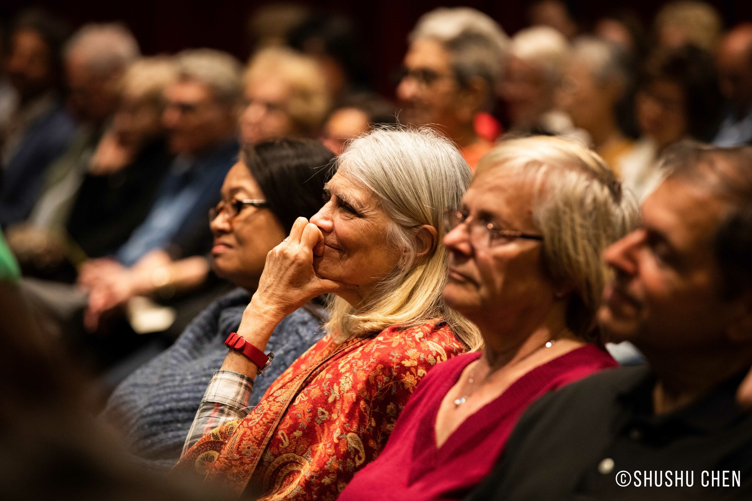 spectators-smiling-from-veneto-the-land-of-venice-at-nyu