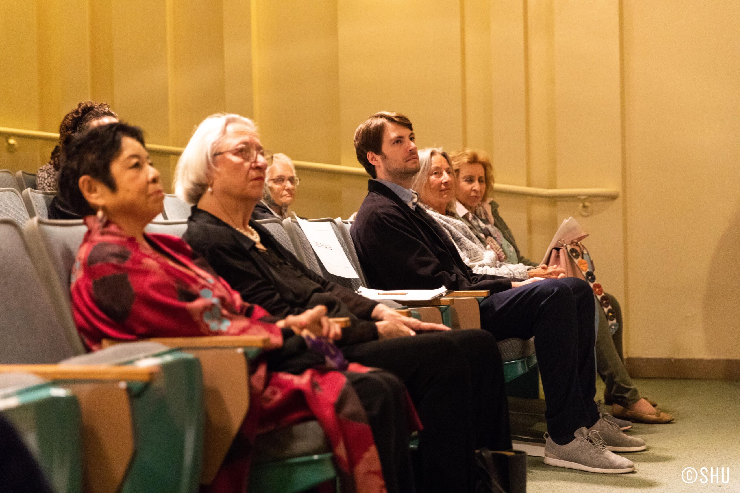 spectators-from-concert-ibla-foundation-winners-at-casa-italiana
