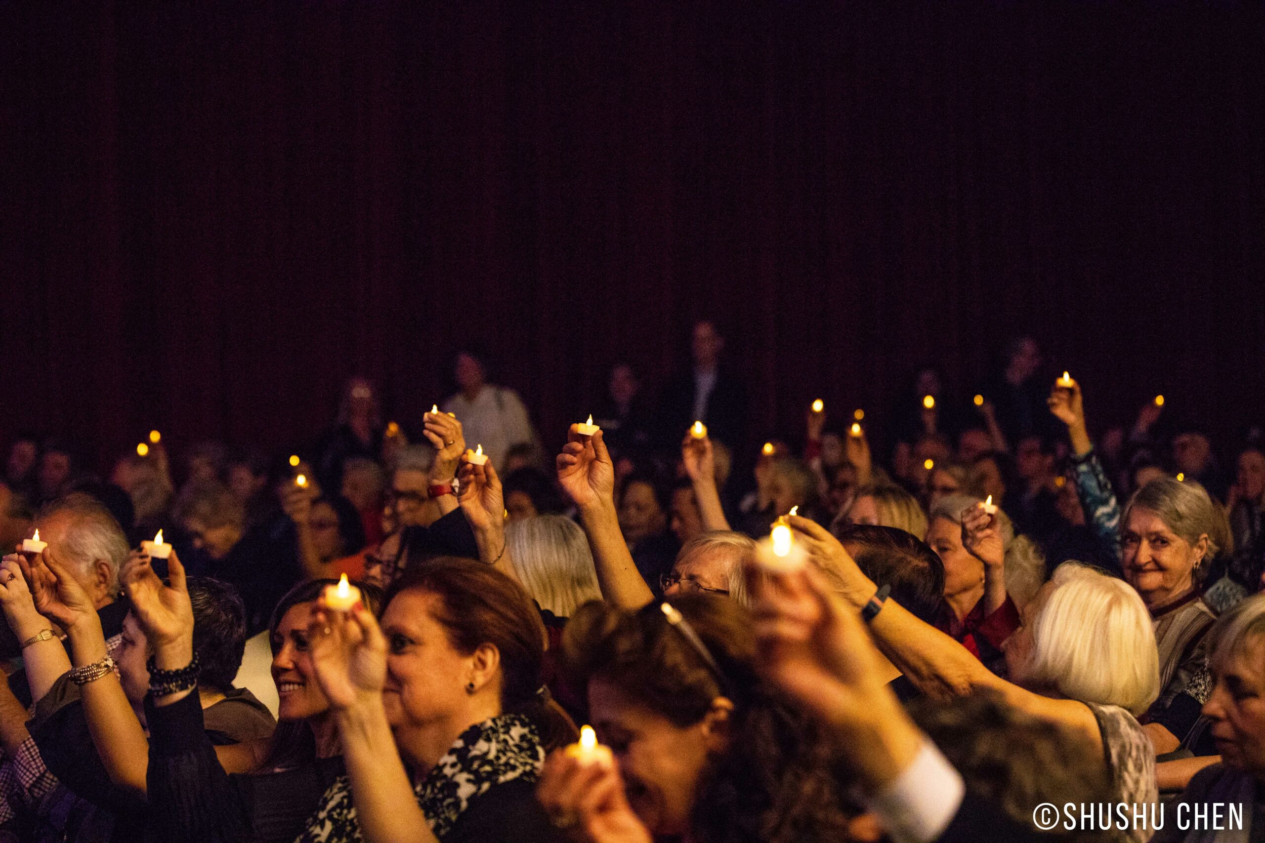audience-with-candles-in-hand-from-veneto-the-land-of-venice-at-nyu