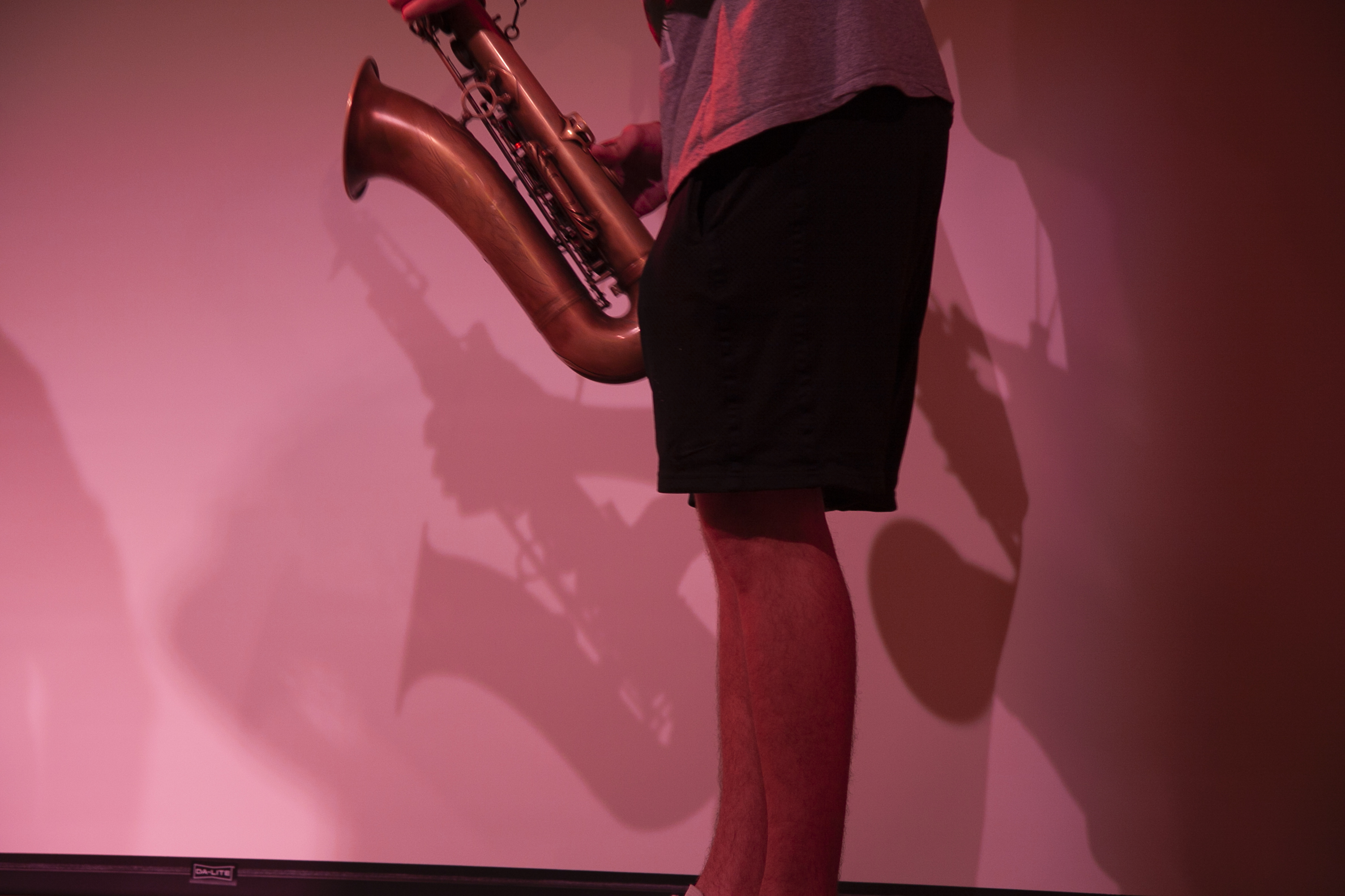 musician-with-saxophone-from-versetto-libero-italian-artists-meet-nyc-poets-at-casa-italiana