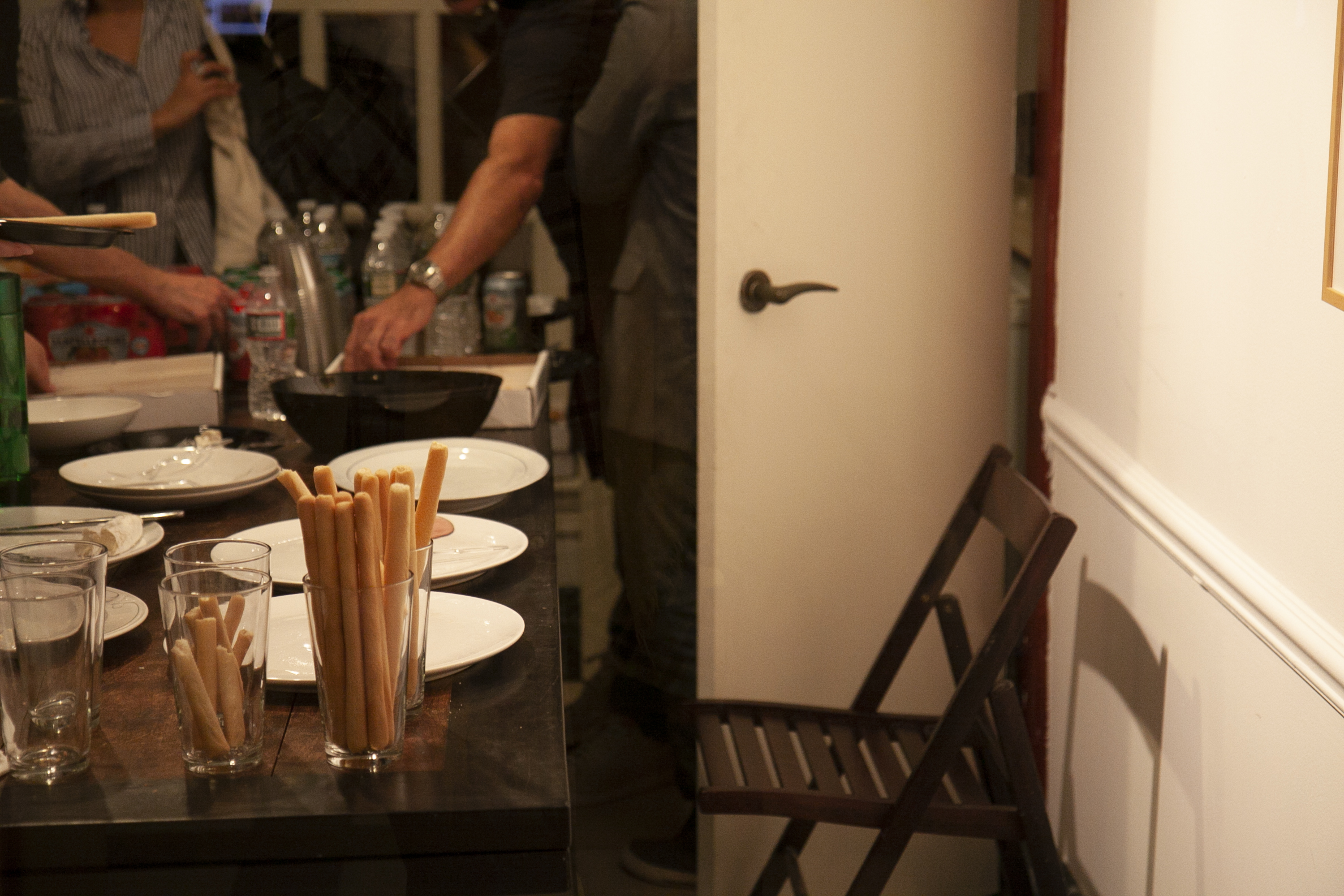 food-and-plates-from-versetto-libero-italian-artists-meet-nyc-poets-at-casa-italiana