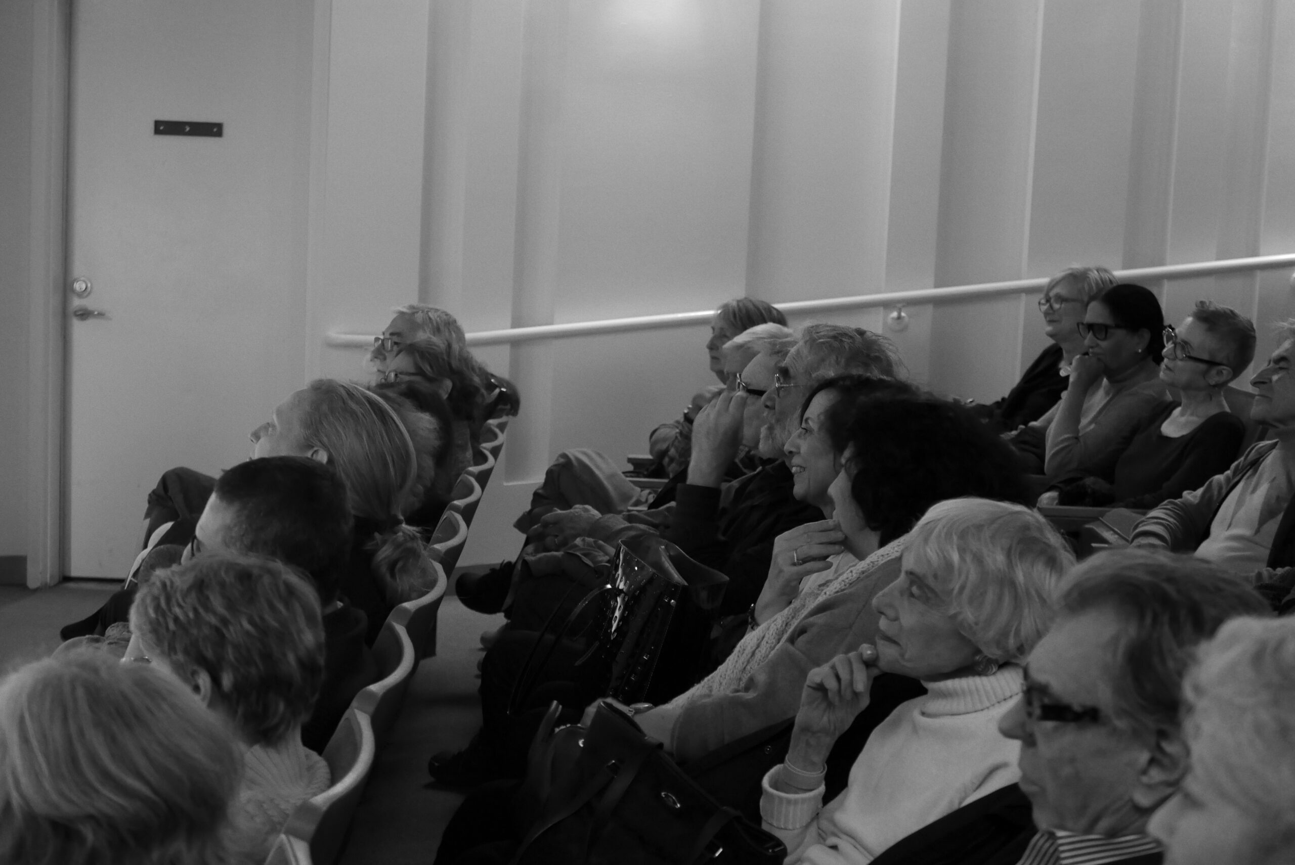 spectators-from-screening-of-la-terra-buona-at-casa-italiana