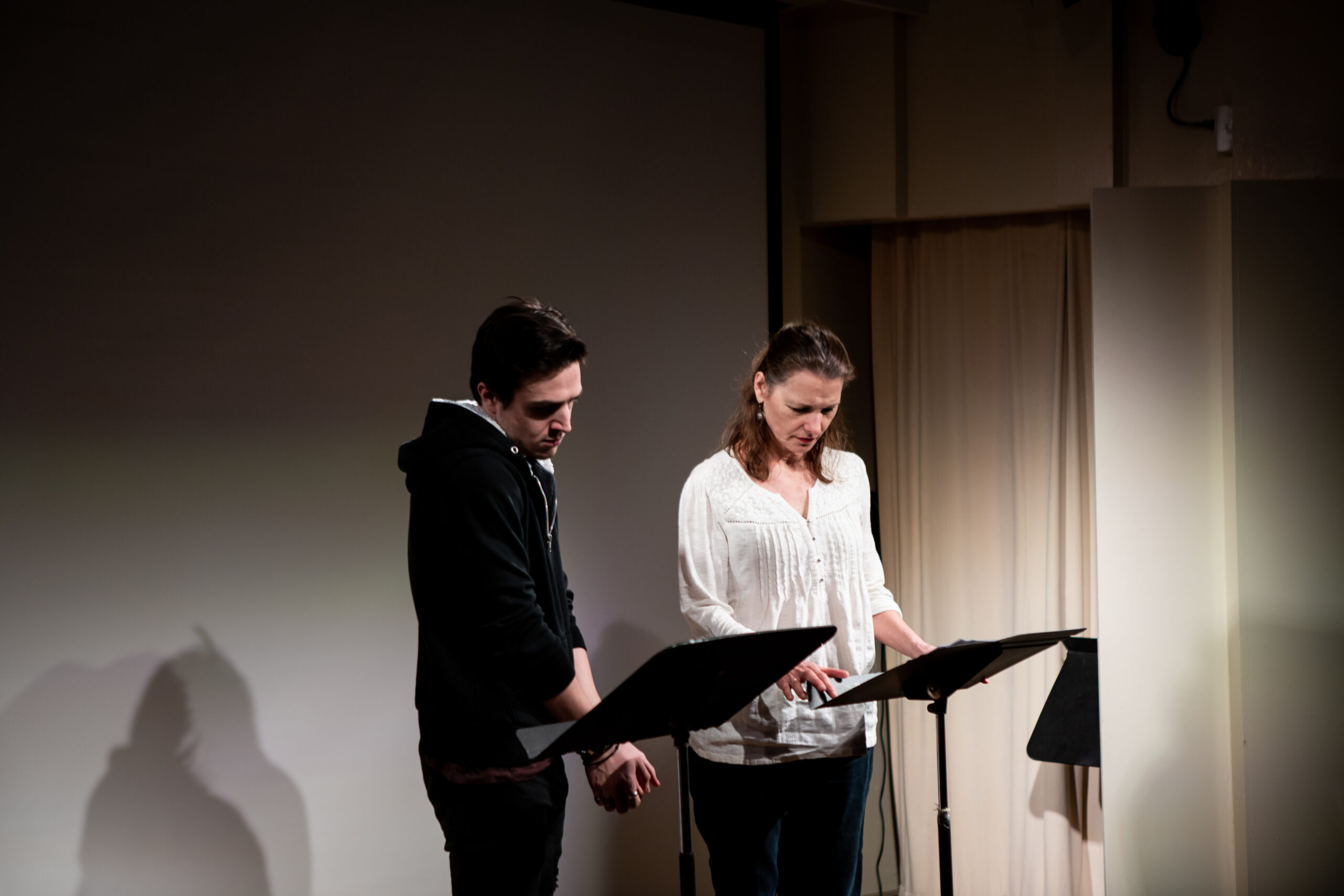 artist-performing-from-lgbtq-in-italian-american-theater-at-casa-italiana